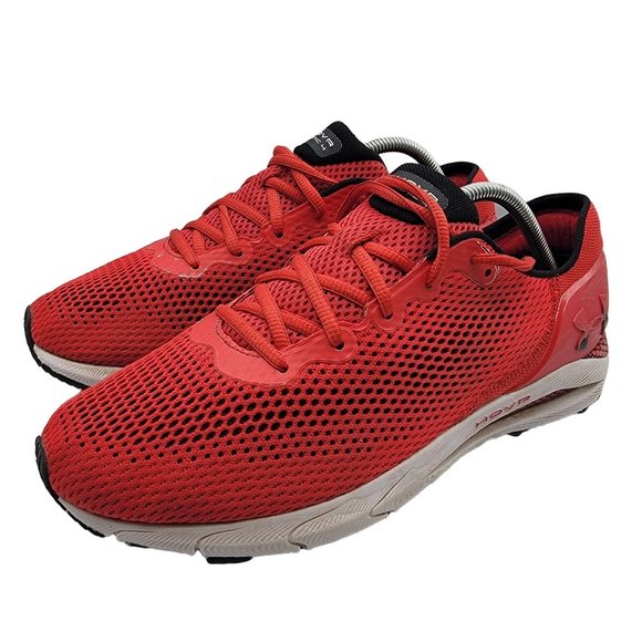 Athletic_Shoes